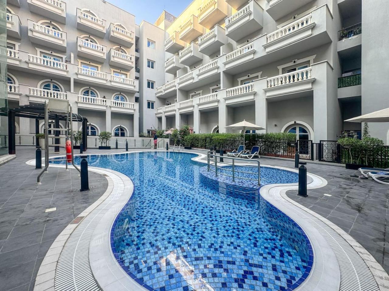 Charming 1-bedroom In Autumn, Jvc Apartment Dubai